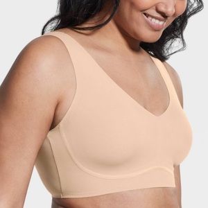True & Co. True Everybody V-Neck Lift Bra